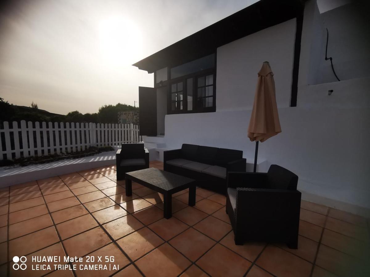 Villa Campo Y Lava Tías Esterno foto